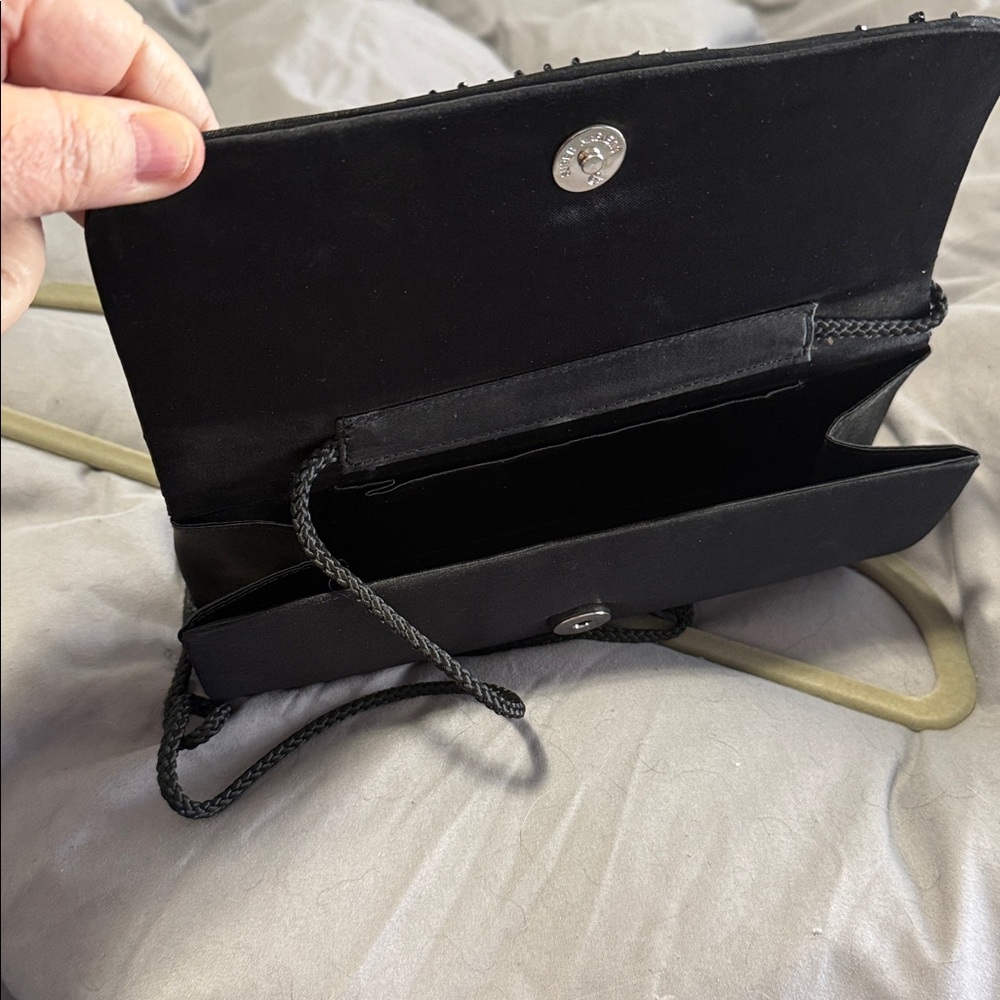 Elegant Black Beaded Evening Clutch
Plus free sheer shoulder wrap. - Picture 4 of 10